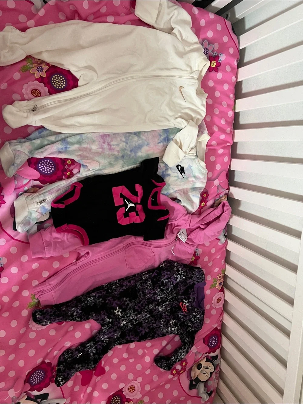 Nike Kids Mixed-Color Sleepwear Set with White, Pink, Black and Purple